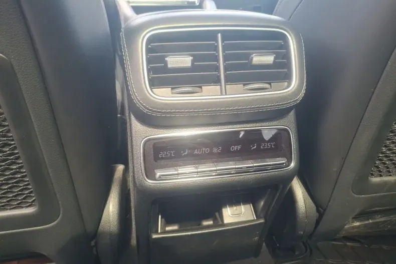 Mercedes-Benz GLE din 2020 cu 70.911 km - oferta MER132432 - foto 11