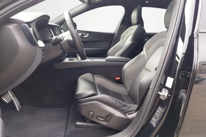 Volvo XC60 din 2021 cu 62.500 km - oferta VOL132433 - foto 9