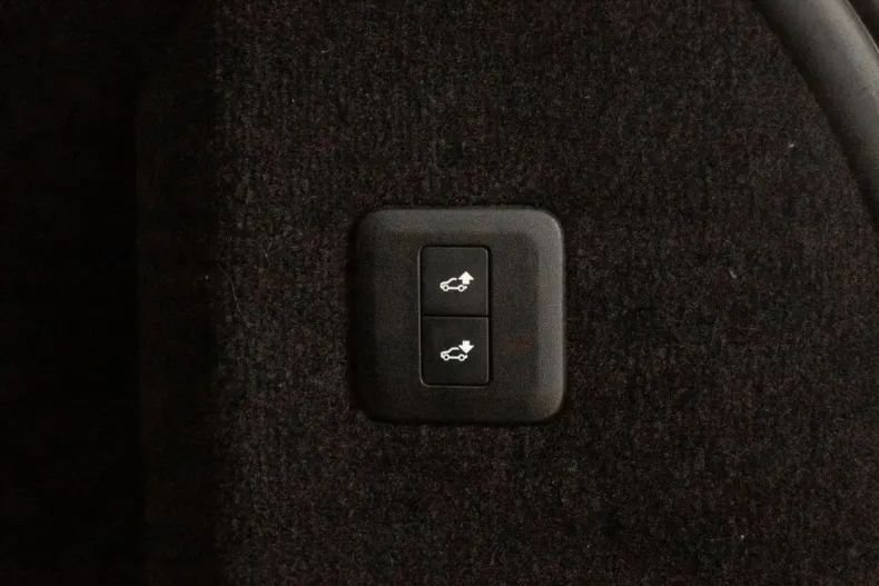 Land Rover Range Rover Sport din 2019 cu 140.800 km - oferta LAN132435 - foto 8