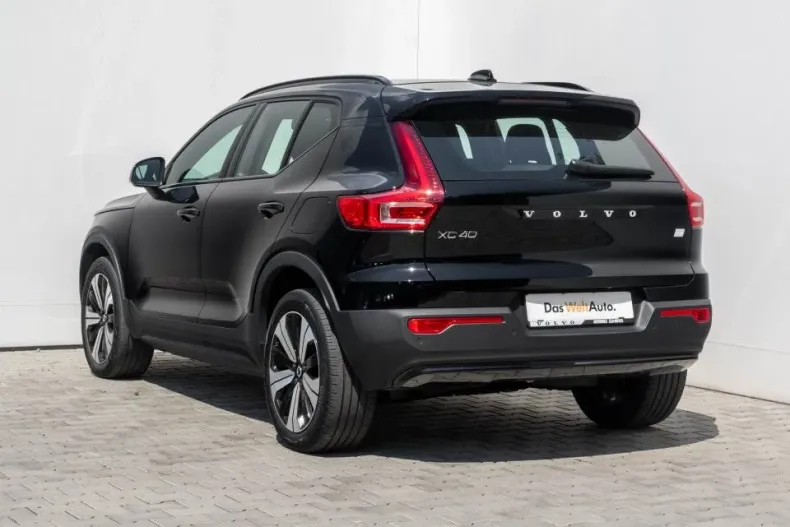 Volvo XC40 din 2023 cu 41.723 km - oferta VOL132438 - foto 3