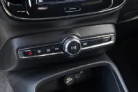 Volvo XC40 din 2023 cu 41.723 km - oferta VOL132438 - foto 22