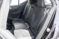 Volvo XC40 din 2023 cu 41.723 km - oferta VOL132438 - foto 27