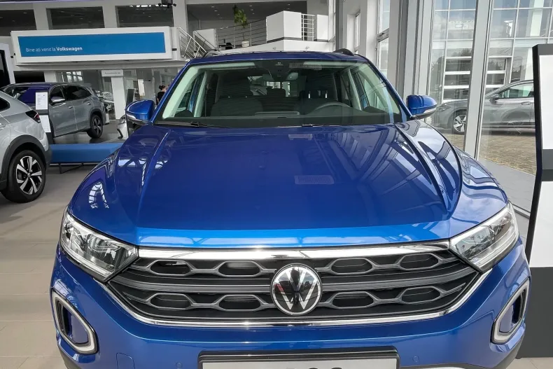 Volkswagen T-Roc din 2025 cu 3 km - oferta VOL132471 - foto 2