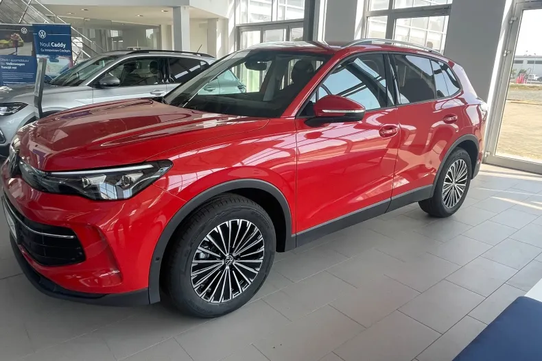 Volkswagen Tiguan din 2025 cu 8 km - oferta VOL132475 - foto 2