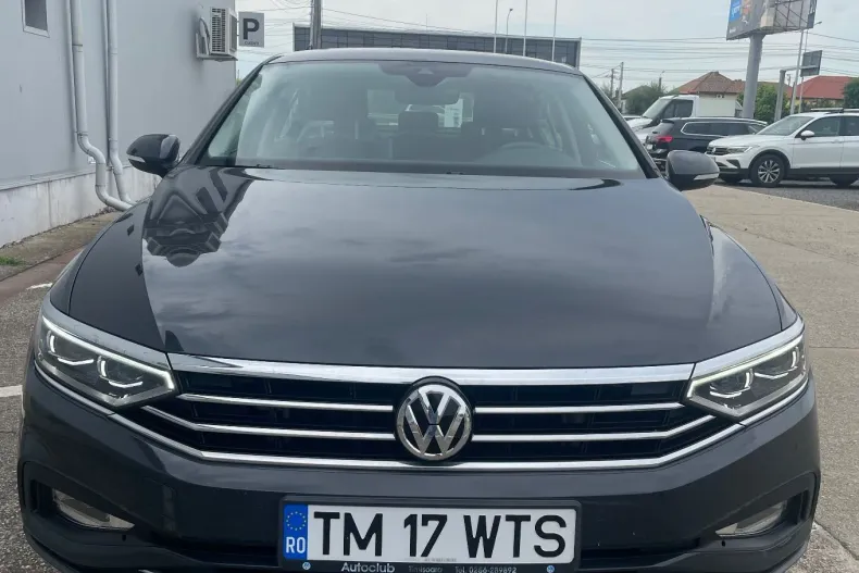 Volkswagen Passat din 2020 cu 61.500 km - oferta VOL132476 - foto 1