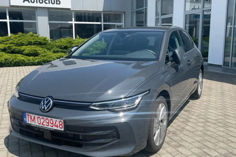 Volkswagen Golf din 2025 cu 3.700 km - oferta VOL132478 - foto 8