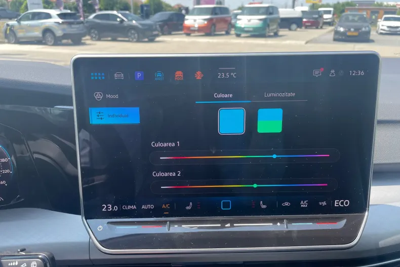 Volkswagen Golf din 2025 cu 3.700 km - oferta VOL132478 - foto 12