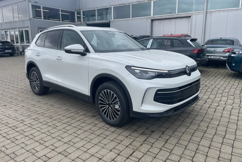 Volkswagen Tiguan din 2024 cu 8 km - oferta VOL132479 - foto 2