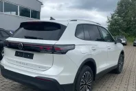 Volkswagen Tiguan din 2024 cu 8 km - oferta VOL132479 - foto 4