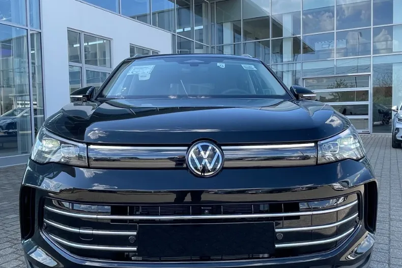 Volkswagen Tiguan din 2025 cu 8 km - oferta VOL132481 - foto 2