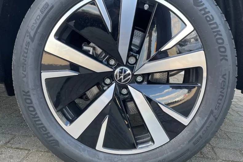 Volkswagen Tiguan din 2025 cu 8 km - oferta VOL132481 - foto 14