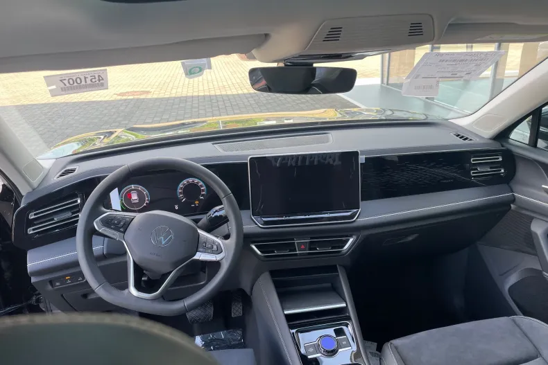 Volkswagen Tiguan din 2025 cu 8 km - oferta VOL132481 - foto 18