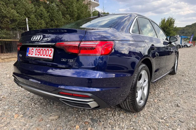 Audi A4 din 2021 cu 127.161 km - oferta AUD132485 - foto 10