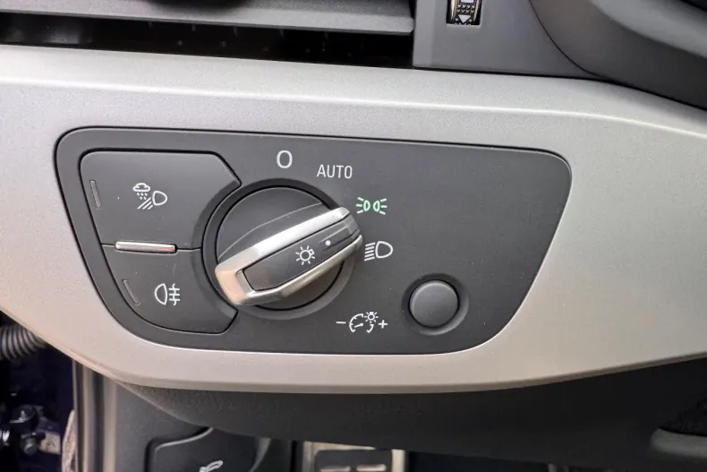 Audi A4 din 2021 cu 127.161 km - oferta AUD132485 - foto 34