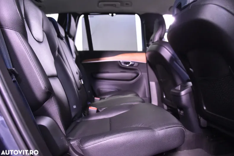 Volvo XC90 din 2022 cu 114.508 km - oferta VOL132498 - foto 12