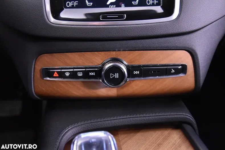 Volvo XC90 din 2022 cu 114.508 km - oferta VOL132498 - foto 18