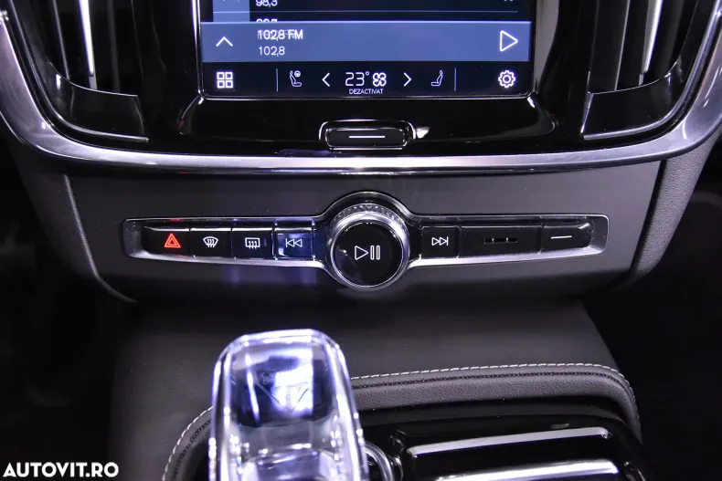Volvo S90 din 2024 cu 26.313 km - oferta VOL132520 - foto 16