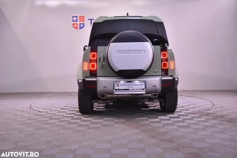 Land Rover Defender din 2022 cu 9.913 km - oferta LAN132528 - foto 4