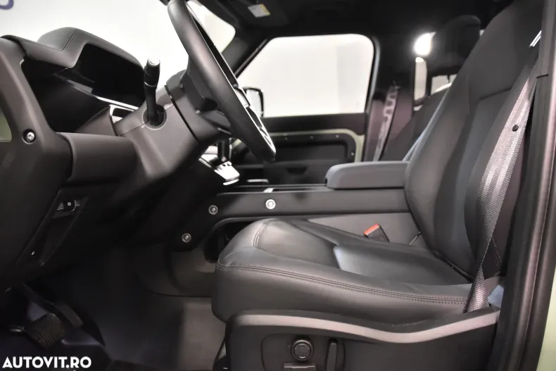 Land Rover Defender din 2022 cu 9.913 km - oferta LAN132528 - foto 22