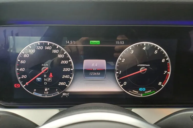 Mercedes-Benz CLS din 2019 cu 123.650 km - oferta MER132543 - foto 9