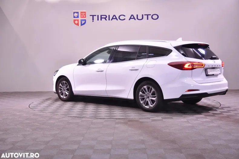 Ford Focus din 2022 cu 54.923 km - oferta FOR132549 - foto 3
