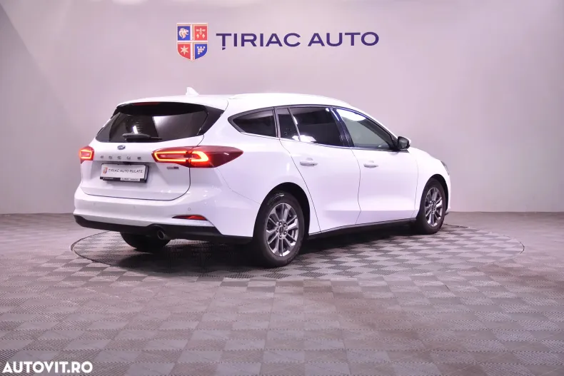 Ford Focus din 2022 cu 54.923 km - oferta FOR132549 - foto 5