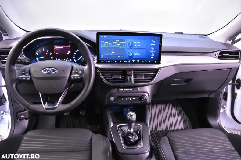 Ford Focus din 2022 cu 54.923 km - oferta FOR132549 - foto 9