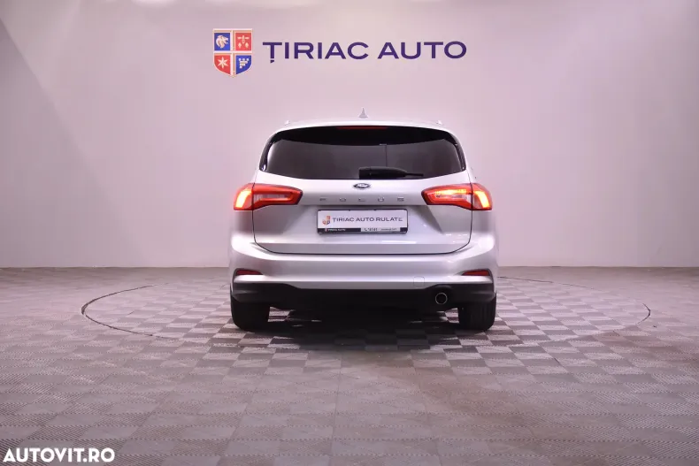 Ford Focus din 2020 cu 98.279 km - oferta FOR132553 - foto 4