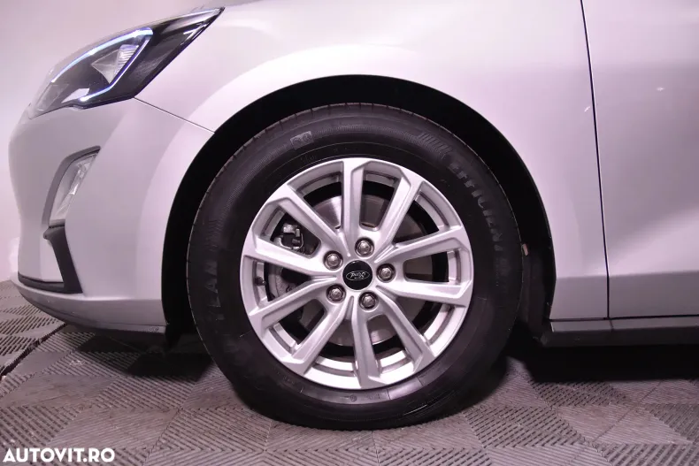 Ford Focus din 2020 cu 98.279 km - oferta FOR132553 - foto 13