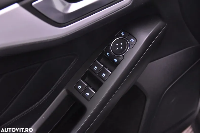 Ford Focus din 2020 cu 98.279 km - oferta FOR132553 - foto 14