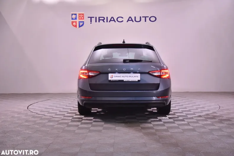 Skoda Superb din 2020 cu 137.313 km - oferta SKO132578 - foto 4