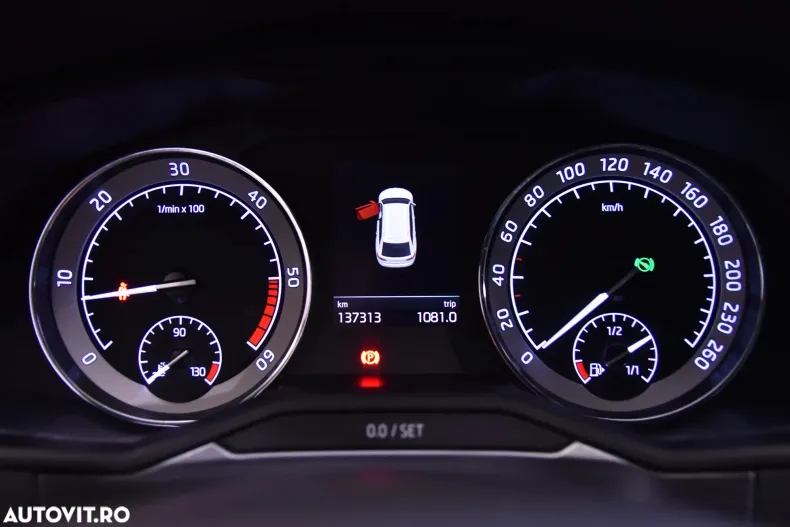 Skoda Superb din 2020 cu 137.313 km - oferta SKO132578 - foto 10
