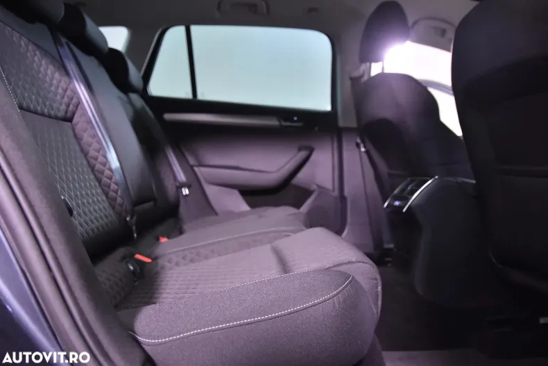 Skoda Superb din 2020 cu 137.313 km - oferta SKO132578 - foto 12