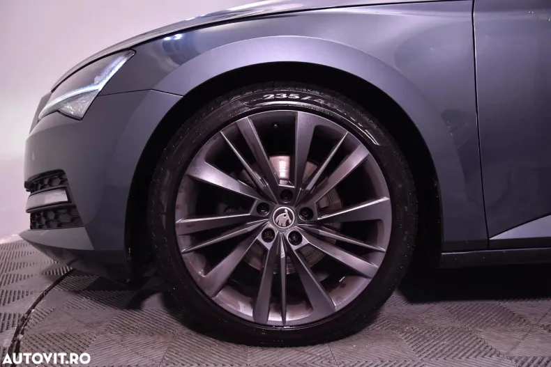 Skoda Superb din 2020 cu 137.313 km - oferta SKO132578 - foto 13