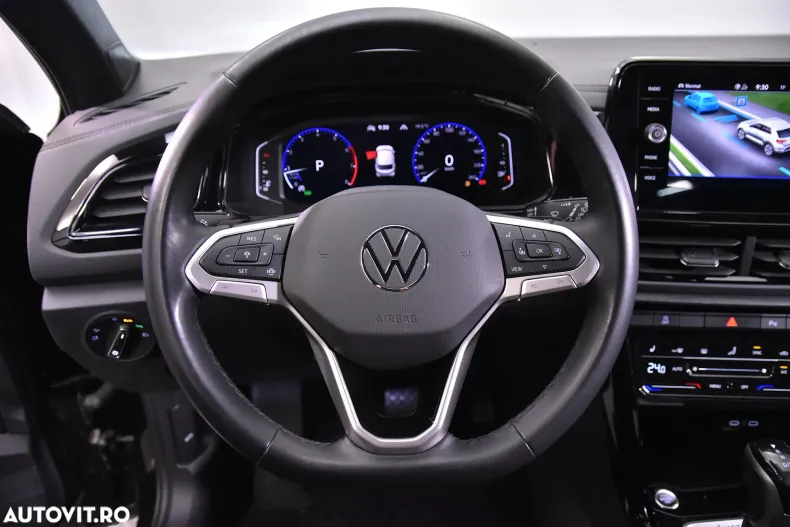 Volkswagen T-Roc din 2023 cu 32.395 km - oferta VOL132582 - foto 15