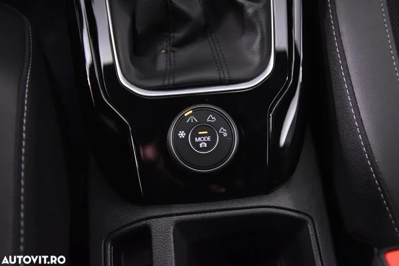 Volkswagen T-Roc din 2023 cu 32.395 km - oferta VOL132582 - foto 16