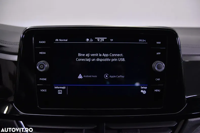 Volkswagen T-Roc din 2023 cu 32.395 km - oferta VOL132582 - foto 19