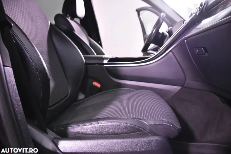 Mercedes-Benz GLC din 2023 cu 119.576 km - oferta MER132588 - foto 11