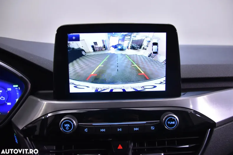 Ford Kuga din 2021 cu 87.658 km - oferta FOR132596 - foto 17