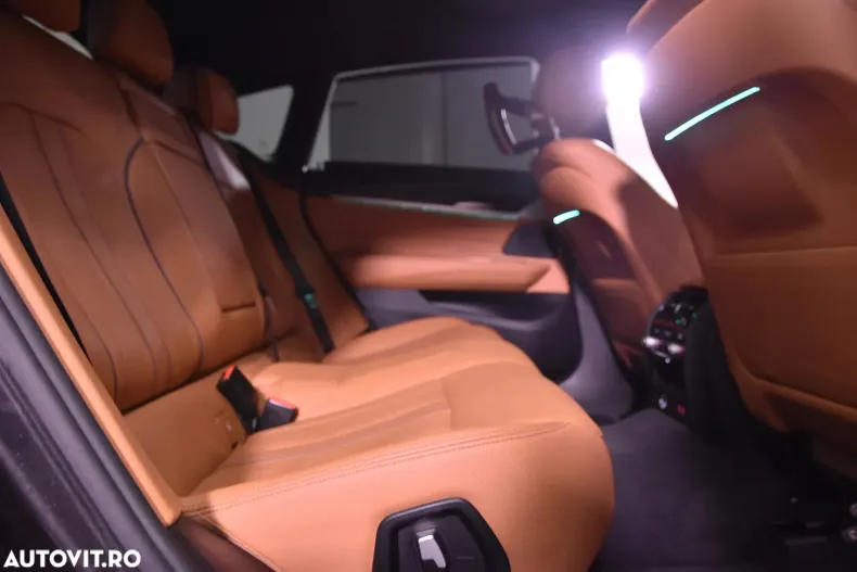 BMW Seria 6 din 2020 cu 125.324 km - oferta BMW132599 - foto 12