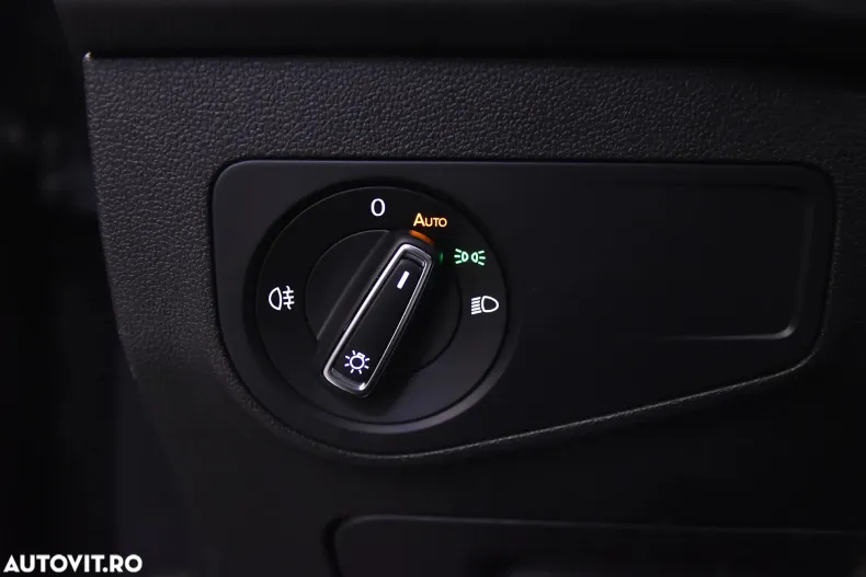 Volkswagen Tiguan din 2023 cu 73.980 km - oferta VOL132604 - foto 14