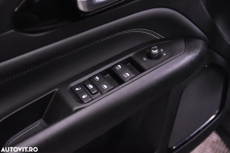 Jeep Compass din 2021 cu 44.165 km - oferta JEE132611 - foto 14