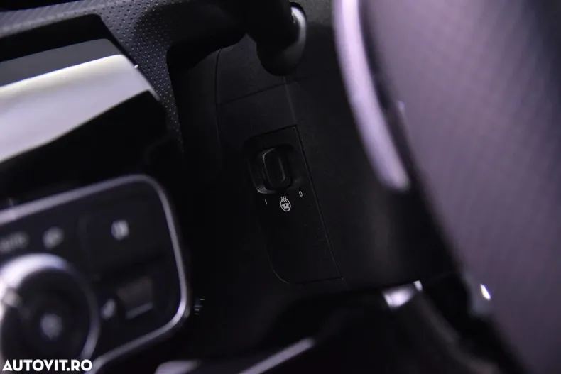 Mercedes-Benz CLA din 2024 cu 10.101 km - oferta MER132626 - foto 16