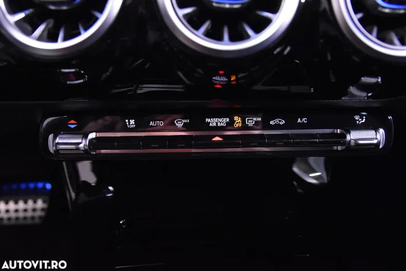 Mercedes-Benz CLA din 2024 cu 10.101 km - oferta MER132626 - foto 19