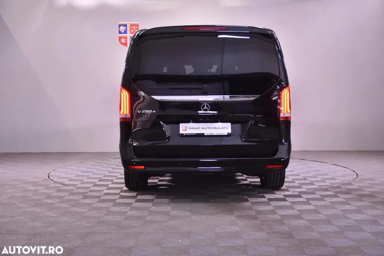 Mercedes-Benz V din 2023 cu 109.534 km - oferta MER132628 - foto 4