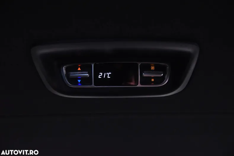 Mercedes-Benz V din 2023 cu 109.534 km - oferta MER132628 - foto 23