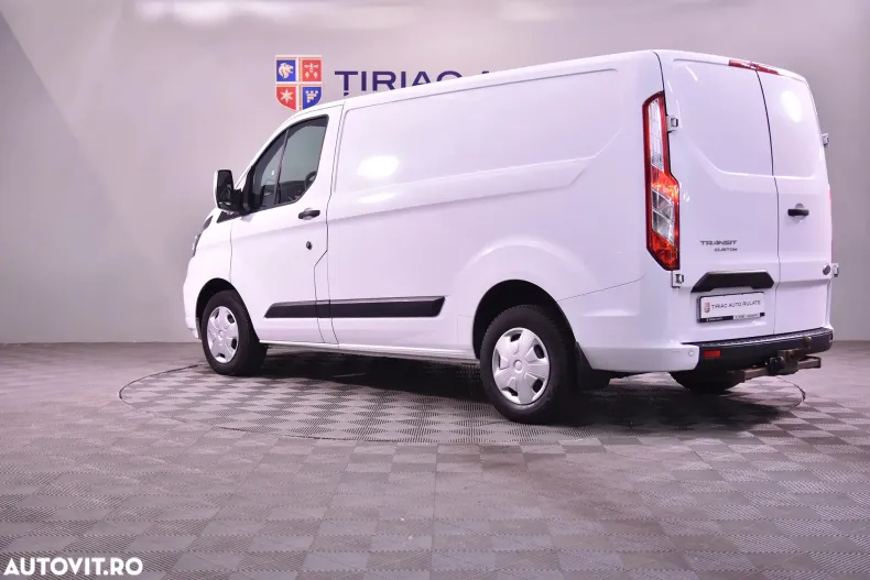 Ford Transit Custom din 2020 cu 118.504 km - oferta FOR132636 - foto 3