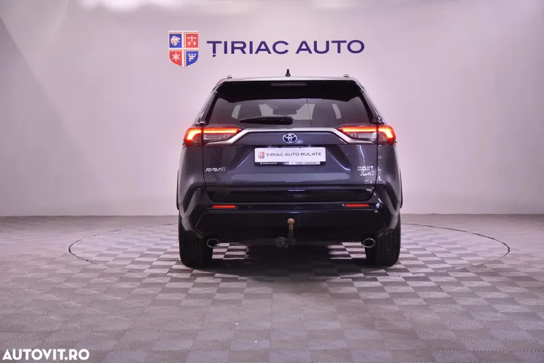 Toyota RAV4 din 2020 cu 105.979 km - oferta TOY132637 - foto 4