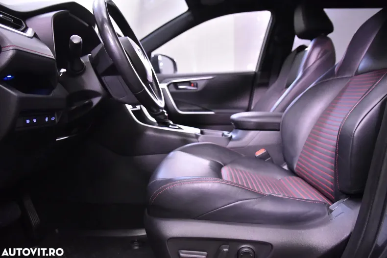 Toyota RAV4 din 2020 cu 105.979 km - oferta TOY132637 - foto 23