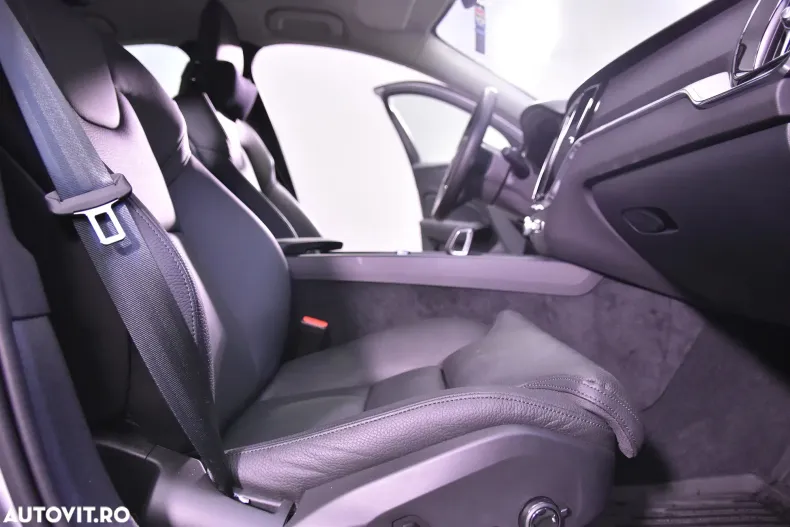 Volvo S60 din 2024 cu 22.748 km - oferta VOL132639 - foto 11